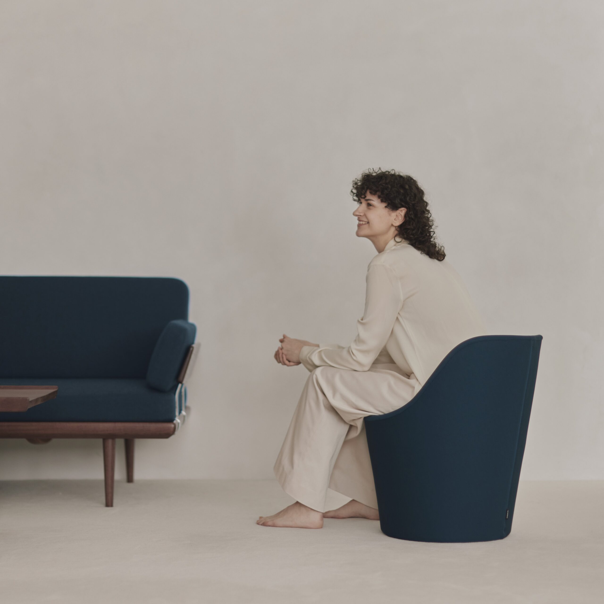KURA SOFA イメージ画像05